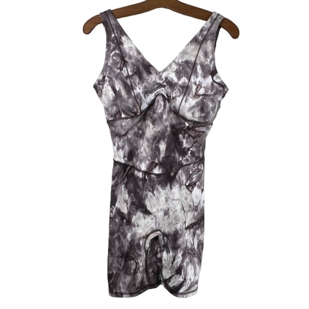Gymshark All In One Tie Dye Pull On Athletic Romper V-Neck Activewear Womens M